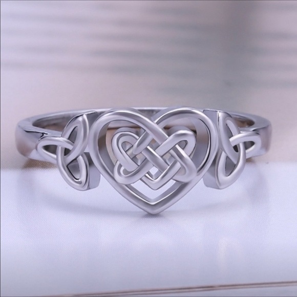 Jewelry - Sterling silver Celtic heart ♥️ ring